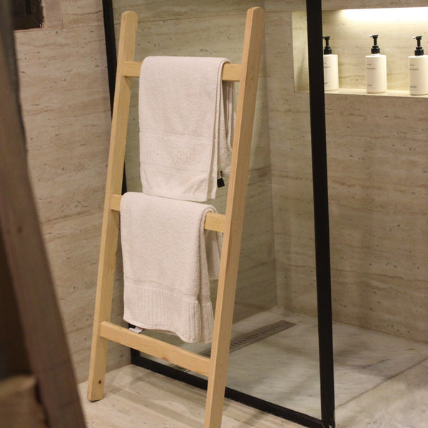 Towel Stand