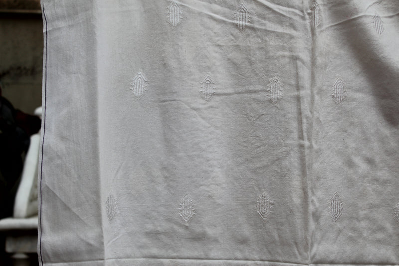 Unstitched UA8
