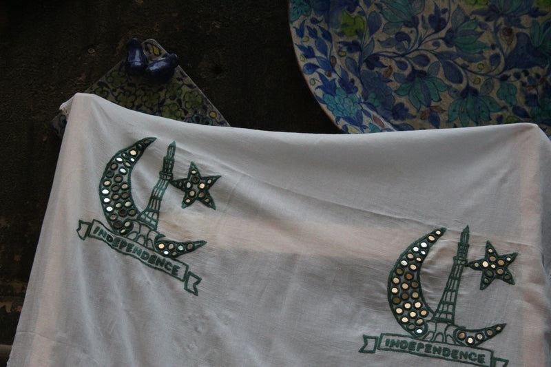 Azadi Mubarak Sheesha Dupatta